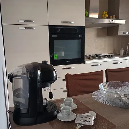 Marina's * Giardini-Naxos