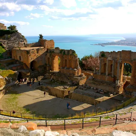 Appartamento Marina's Giardini Naxos