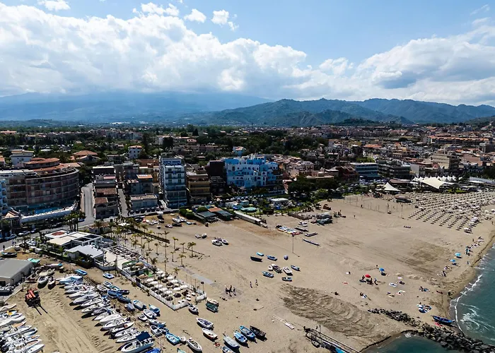 Marina's * Giardini Naxos